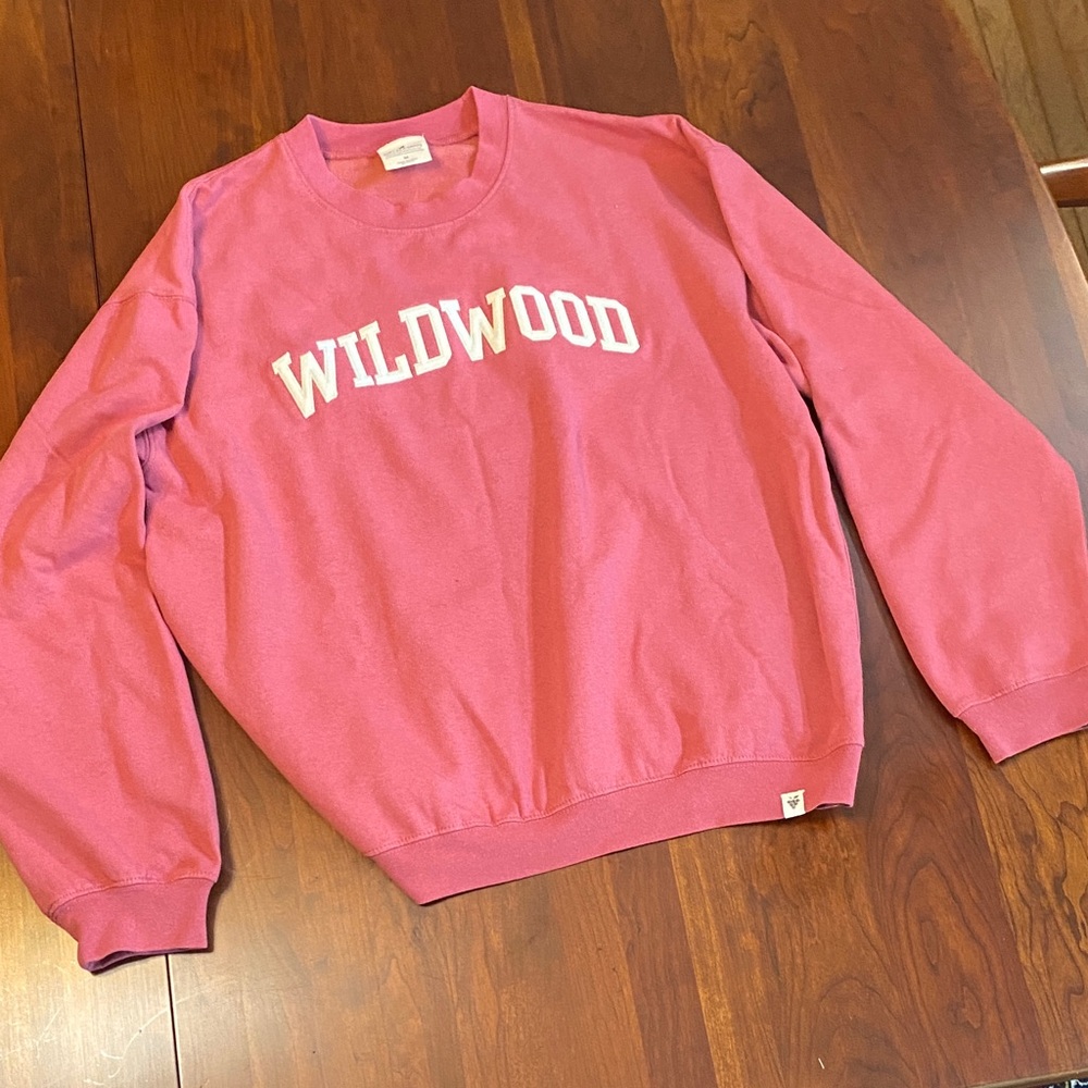 Wildwood light weight sweatshirt. 80 cotton 20 poly. New without tag.